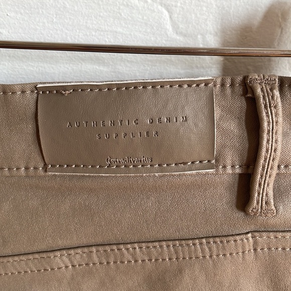 Stradivarius Women’s Skinny Regular Waist Jeans - Picture 3 of 7